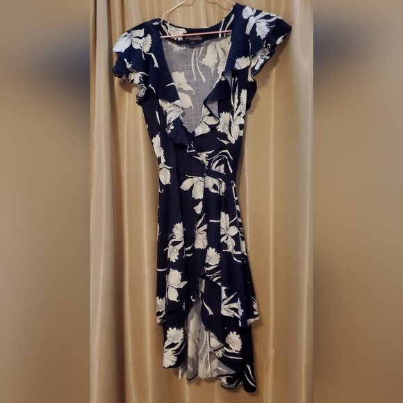 Adorable Trashy Diva Blanche Deco Daffodils Wrap Dress Size 2 - Picture 2 of 8